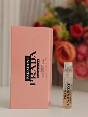 New Prada Paradoxe Radical Essence Sample Spray 1.2 ml / 0.04 oz